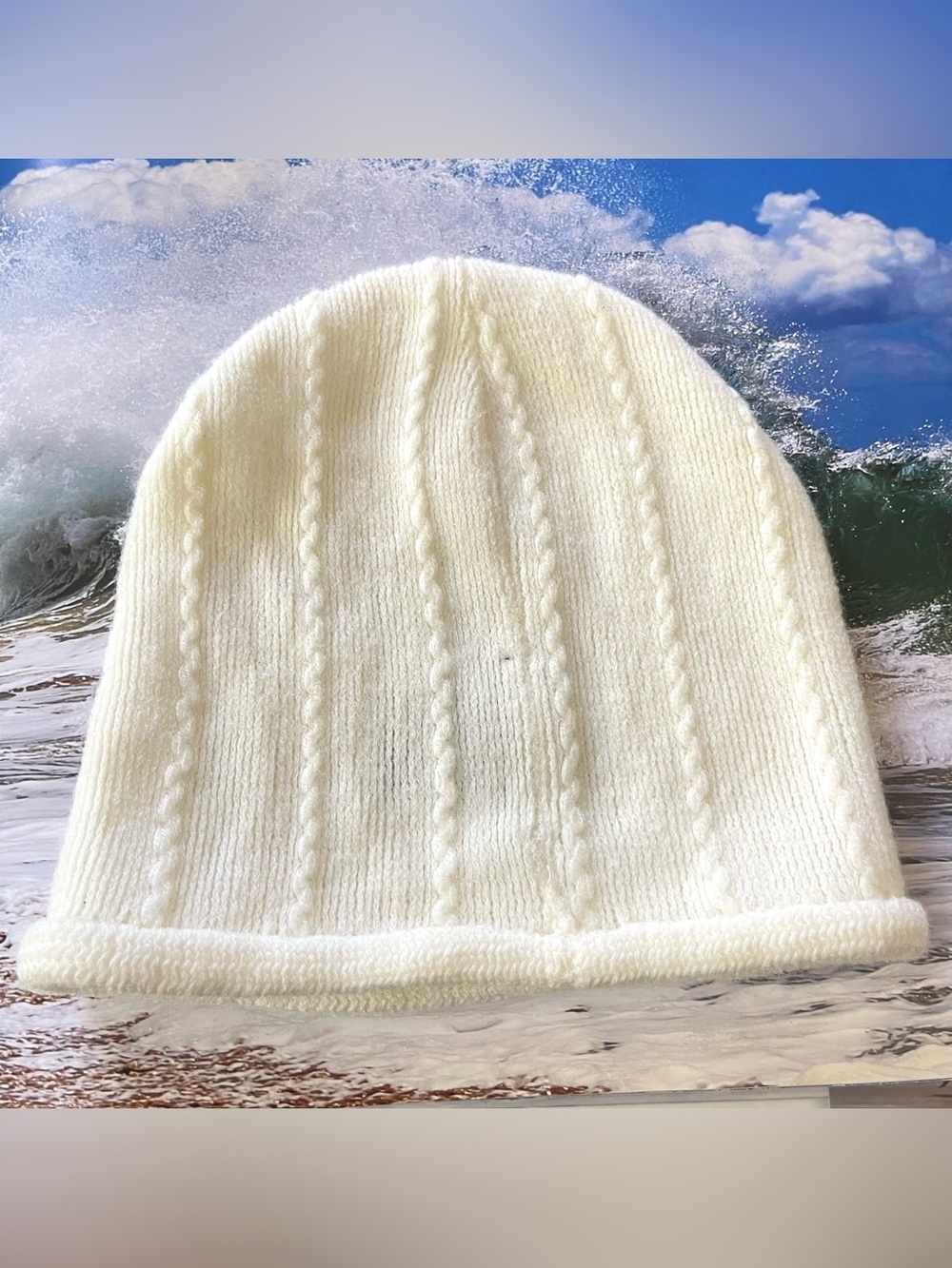 Vintage Y2K New York & Company Cable Knit Beanie🤍. - Picture 5 of 5